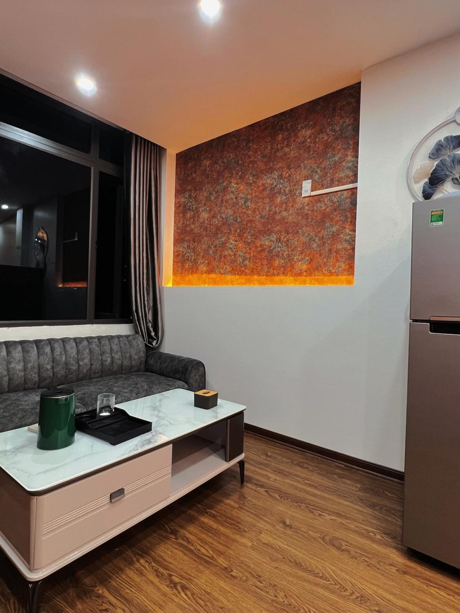 Venus Apartment Kham Thien Hanói Exterior foto